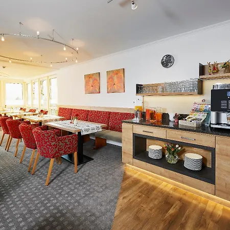 Edelweiss 'bergzeit' De Luxe Mit Hotelanbindung, Saunalandschaft Und Meinecardplus فيلنغن